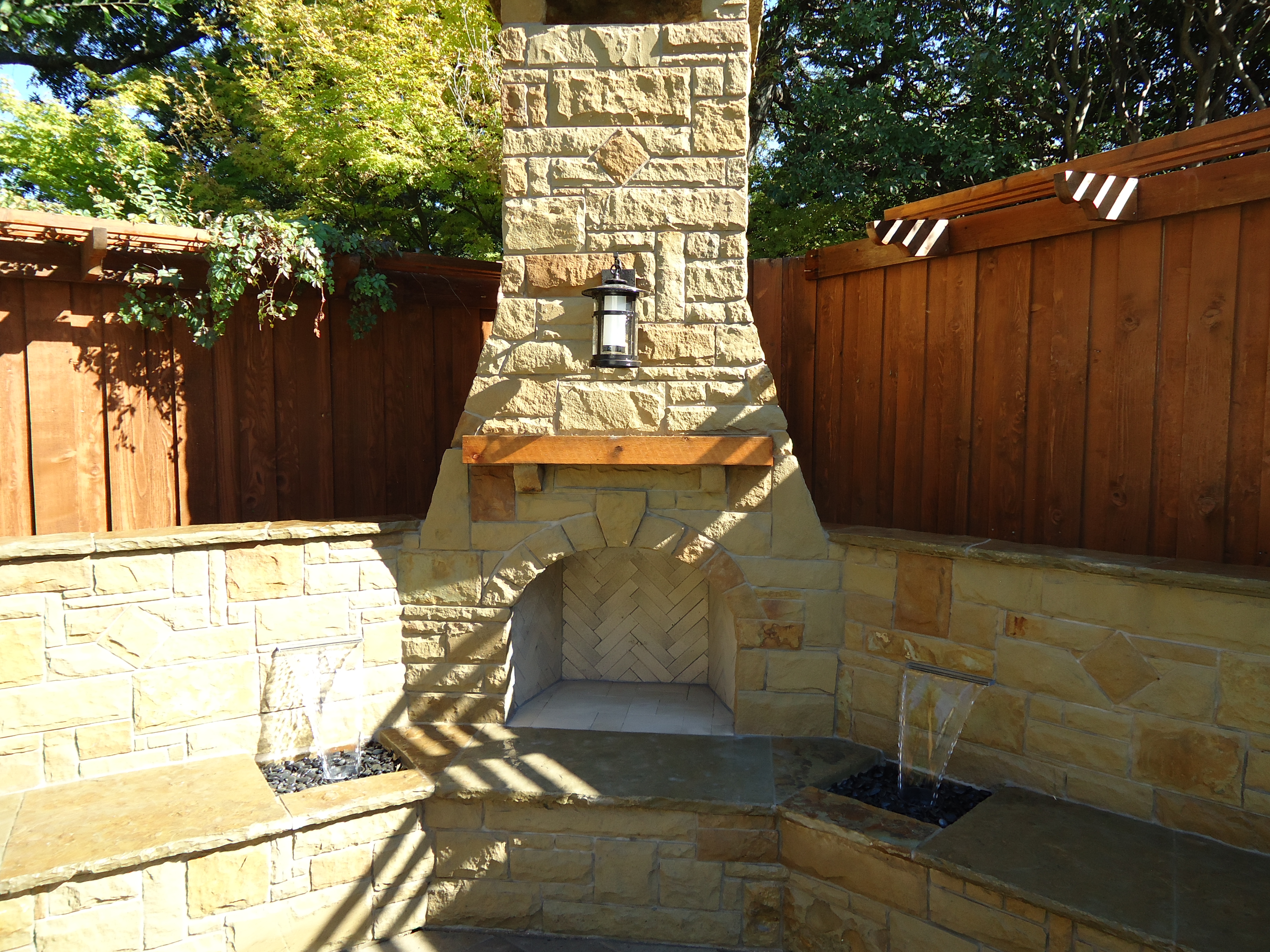 fireplace-fencing-and-water-feature